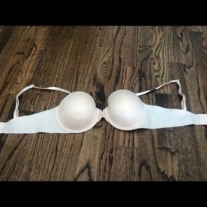 NWT Victoria’s Secret Mulit-Way bra, size 36B
